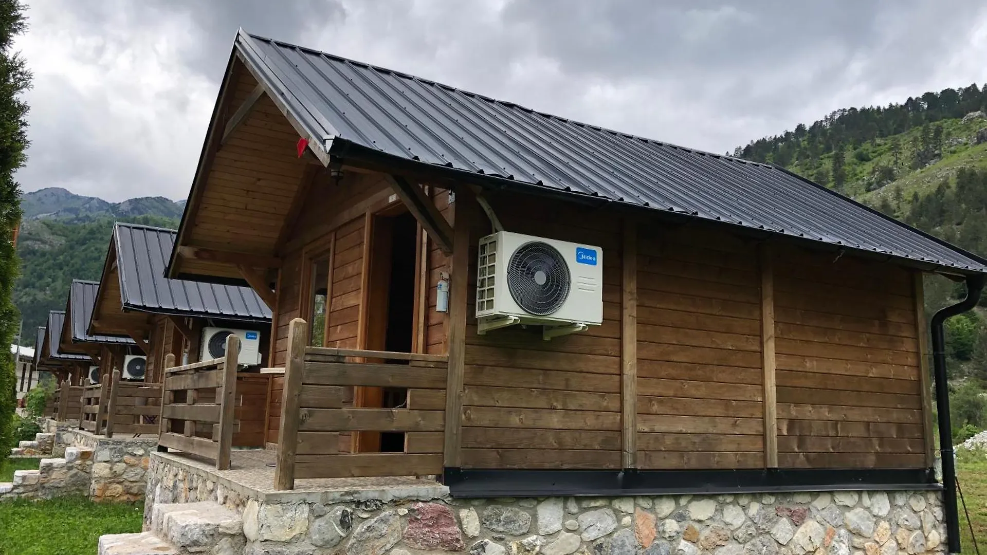 Cntr Park Valbona Villa